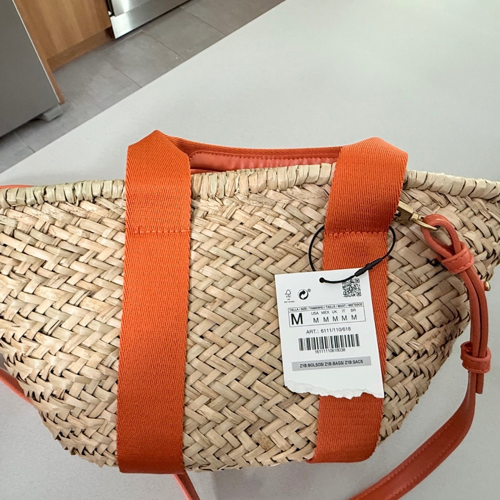 NWT Zara straw purse - Picture 2 of 3